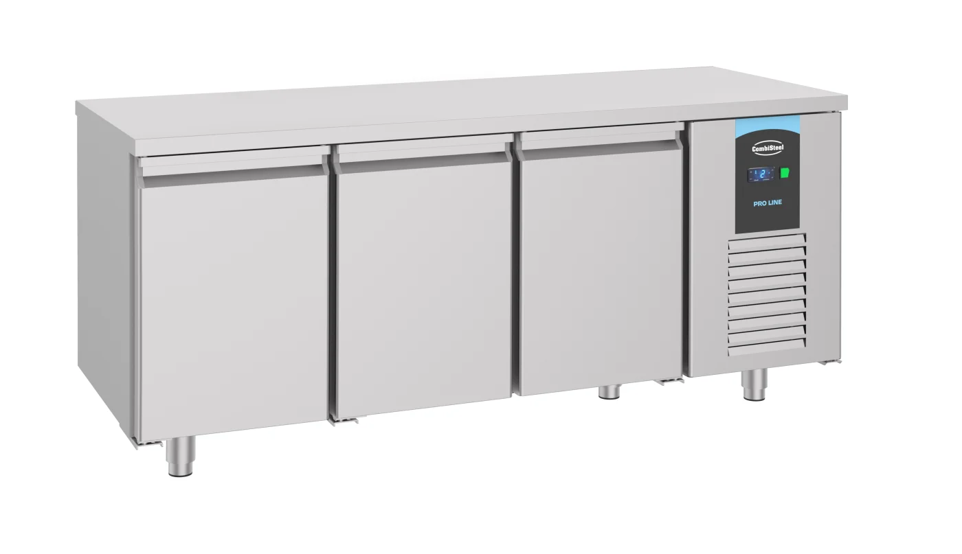 700 Refrigerated Counter 3 Doors Energy Line